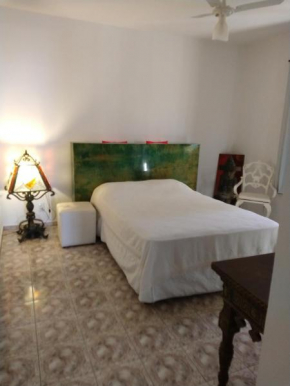 Гостиница Casa da Lili-ESPAÇO INDEPENDENTE E PRIVATIVO  Бротас